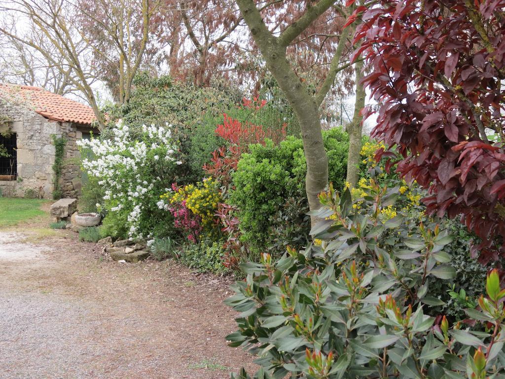 L'Aubinoise Bed and Breakfast Saint-Aubin-la-Plaine Εξωτερικό φωτογραφία