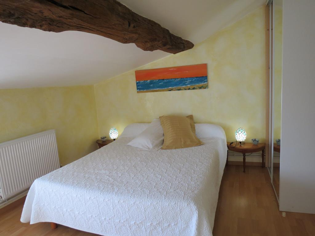 L'Aubinoise Bed and Breakfast Saint-Aubin-la-Plaine Δωμάτιο φωτογραφία