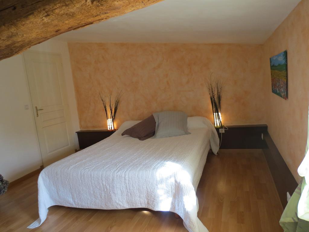 L'Aubinoise Bed and Breakfast Saint-Aubin-la-Plaine Δωμάτιο φωτογραφία